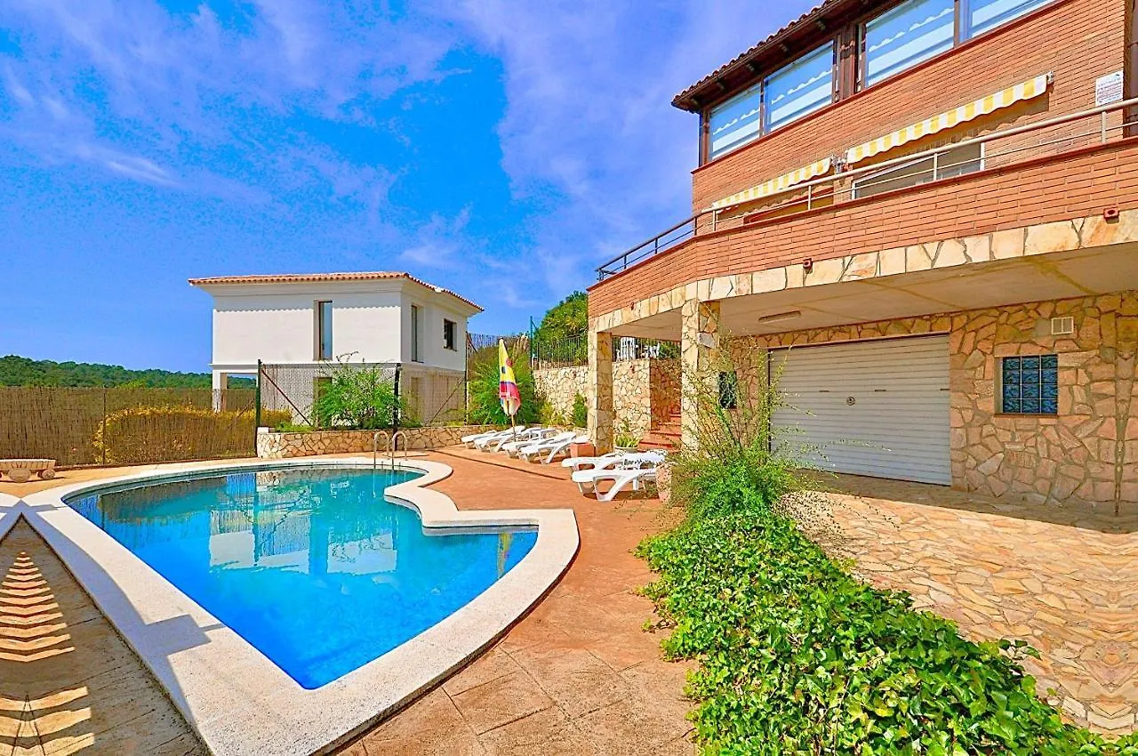 Villa Eva Vidreres 0*,